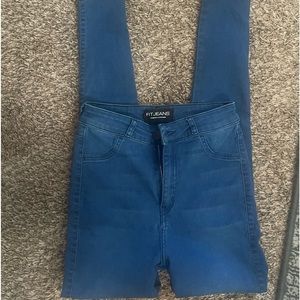 Size small fitjeans